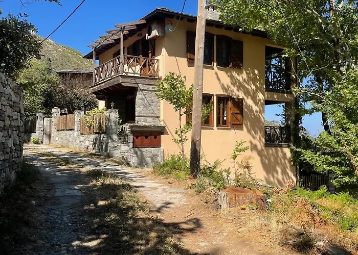 Matias Kastanies With Privat Parking *